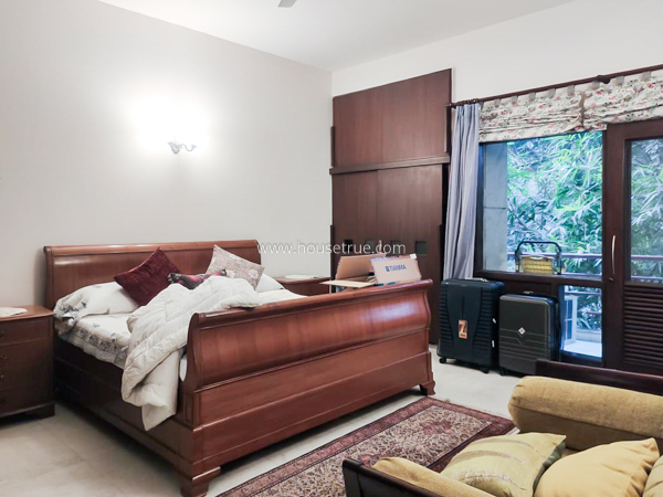 5 BHK House For Rent in Vasant Kunj