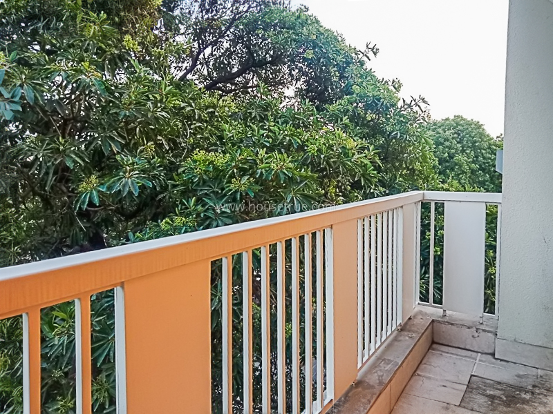 4 BHK Flat For Rent in Safdarjung Development Area