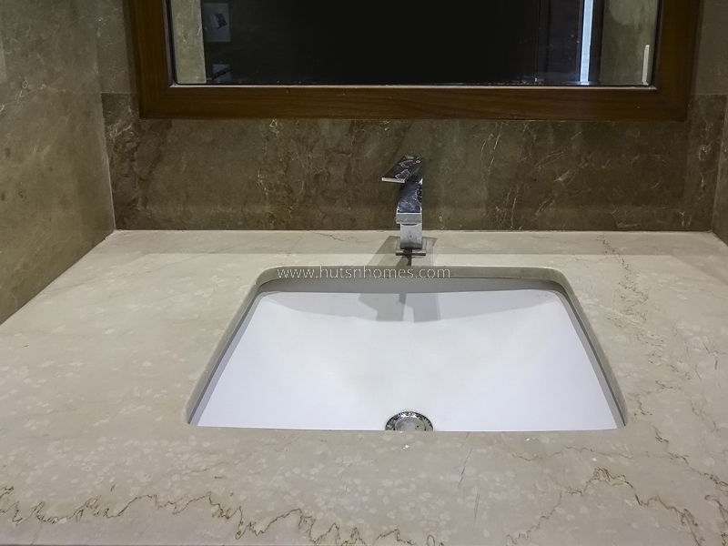 3 BHK Flat For Rent in Safdarjung Development Area