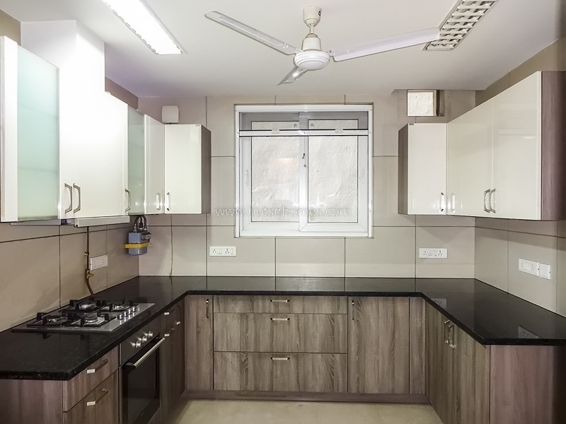 3 BHK Flat For Rent in Safdarjung Development Area