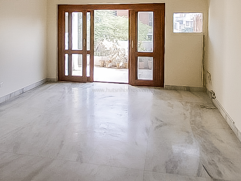 2 BHK Flat For Rent in Defence Colony