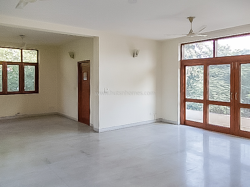 2 BHK Flat For Rent in Defence Colony