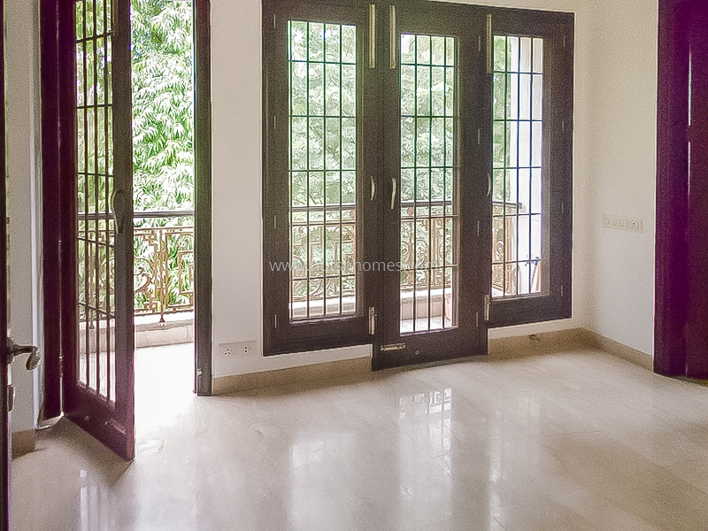 3 BHK Flat For Rent in Neeti Bagh