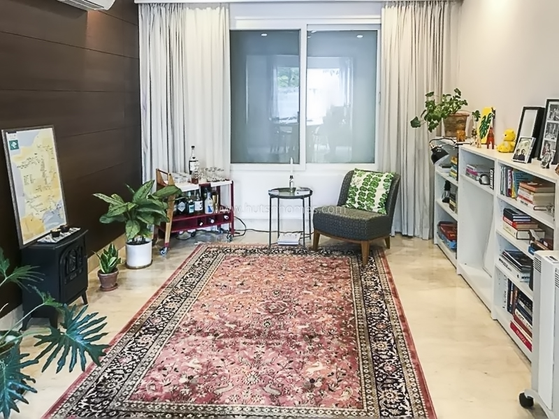 4 BHK Flat For Rent in Soami Nagar