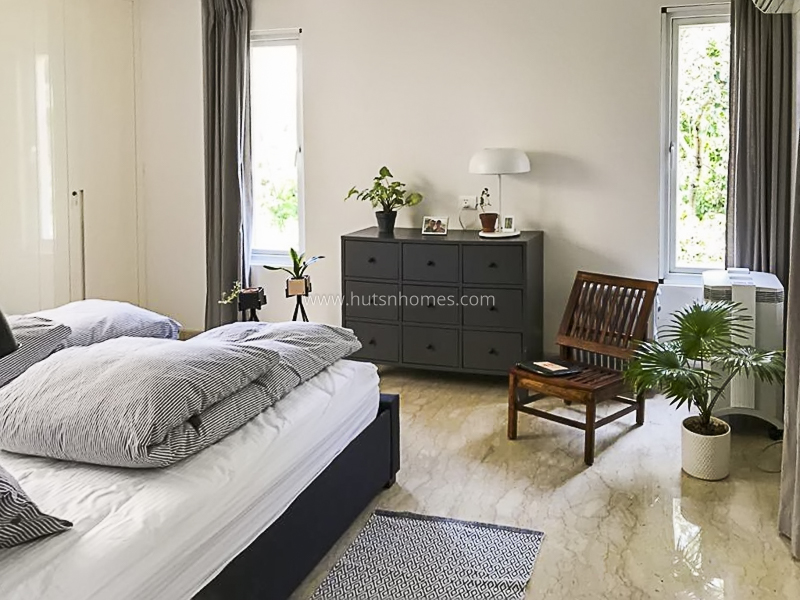 4 BHK Flat For Rent in Soami Nagar