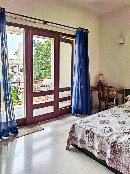 3 BHK Flat For Rent in Defence Colony
