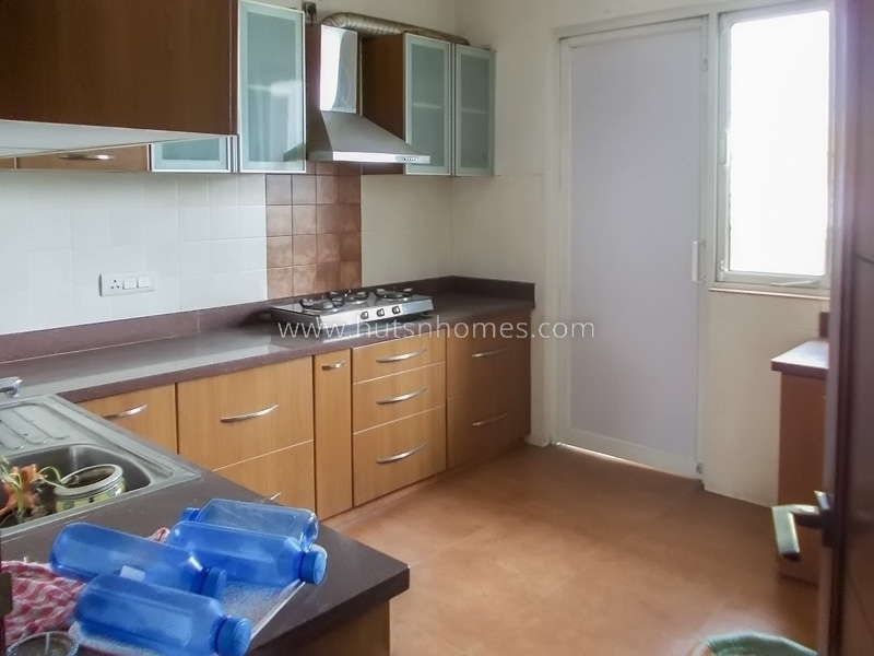 2 BHK Flat For Rent in Defence Colony