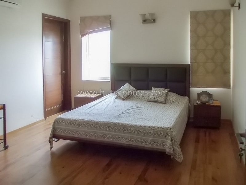 2 BHK Flat For Rent in Defence Colony