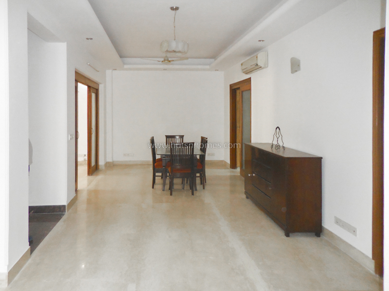 3 BHK Flat For Rent in Defence Colony