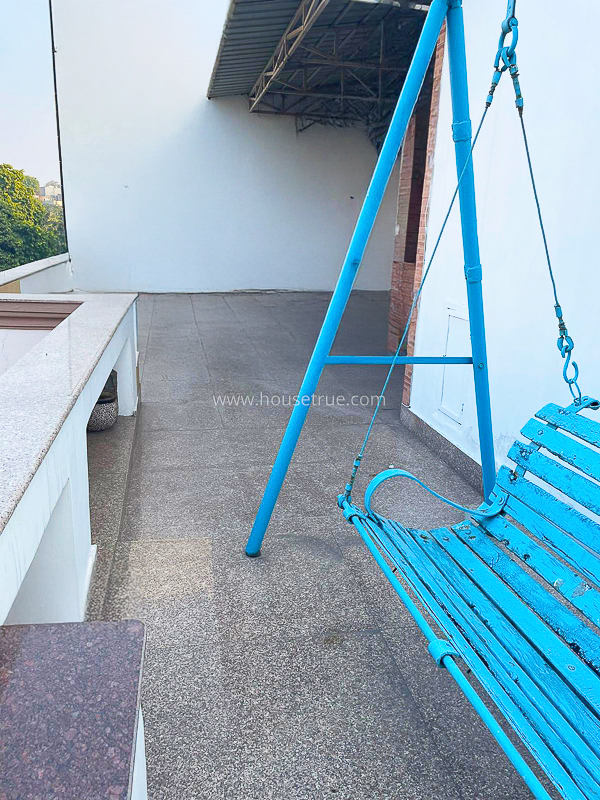 2 BHK Flat For Rent in Defence Colony