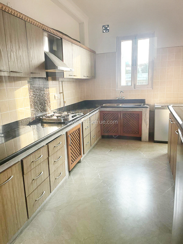 2 BHK Flat For Rent in Defence Colony