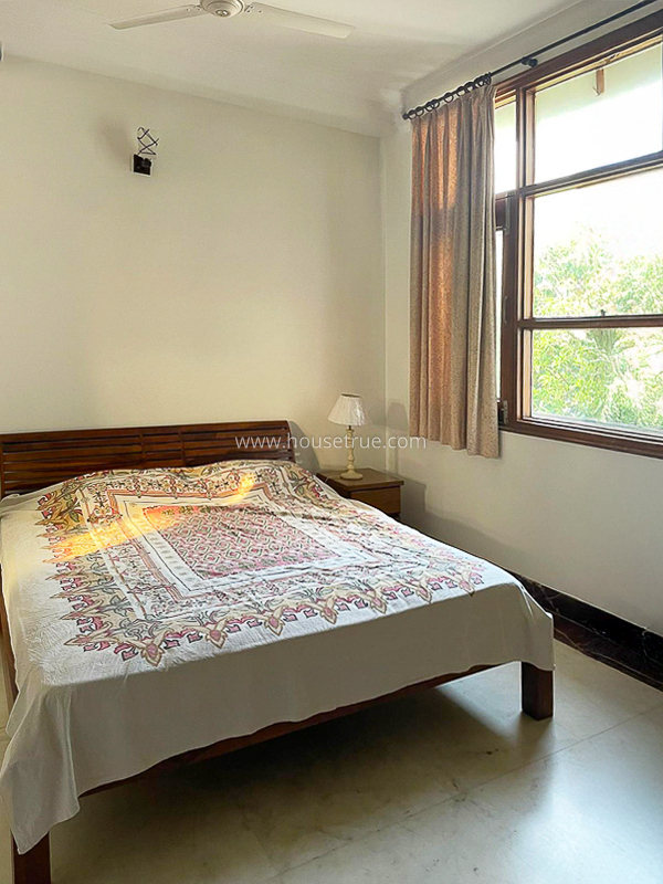 2 BHK Flat For Rent in Defence Colony