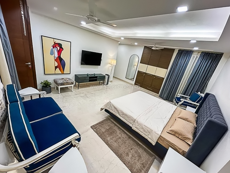 3 BHK Flat For Rent in Defence Colony