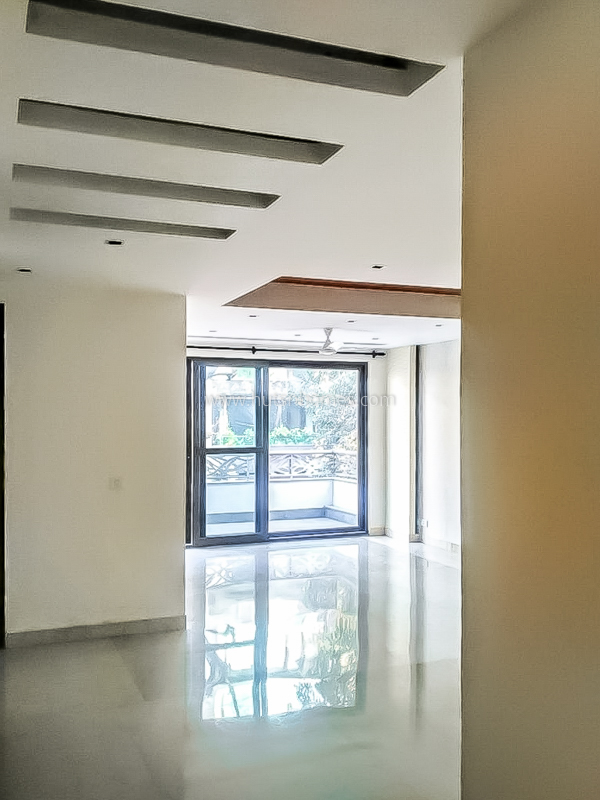 3 BHK Flat For Rent in Defence Colony