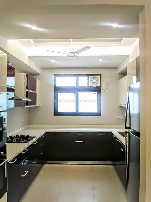 3 BHK Flat For Rent in Defence Colony