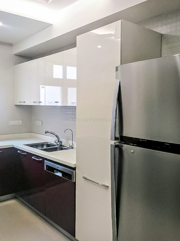 3 BHK Flat For Rent in Defence Colony