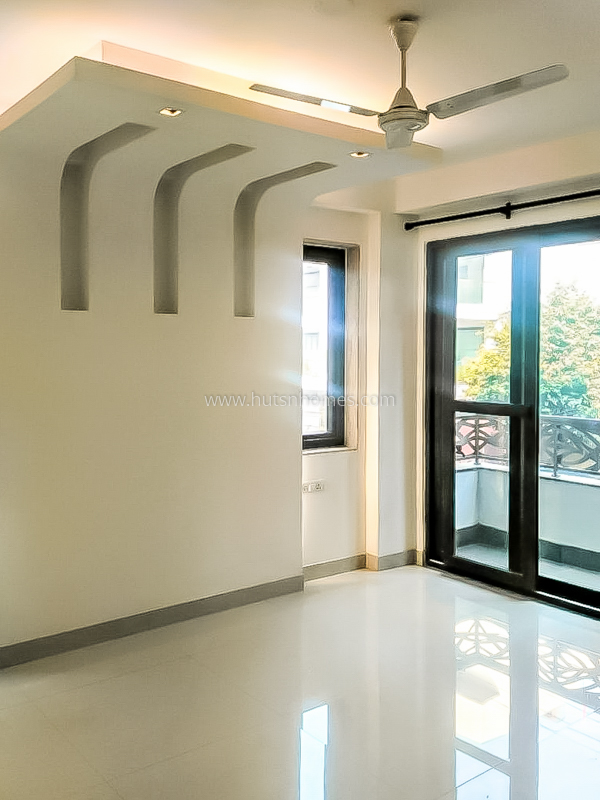 3 BHK Flat For Rent in Defence Colony