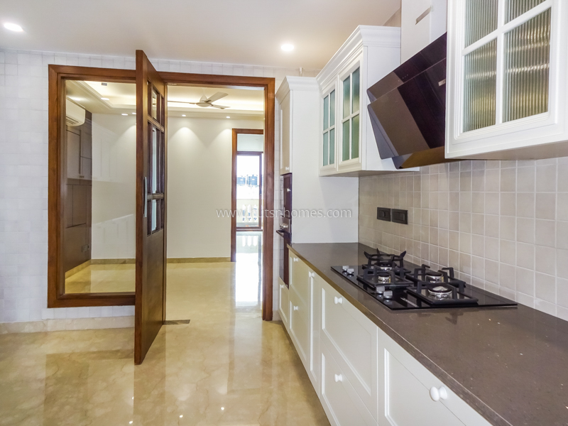 3 BHK Flat For Rent in Defence Colony