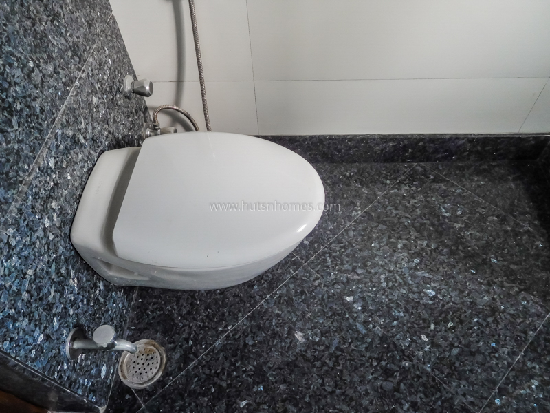 4 BHK Flat For Rent in Defence Colony