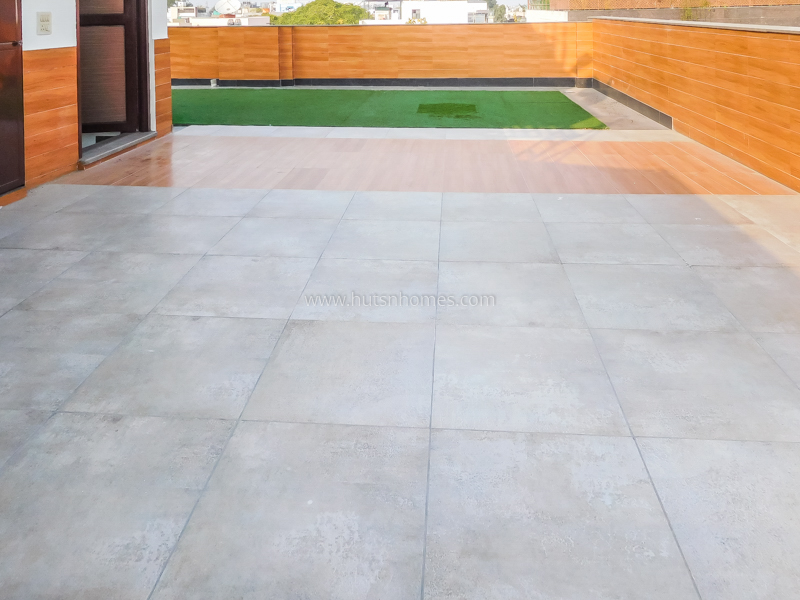 4 BHK Flat For Rent in Defence Colony