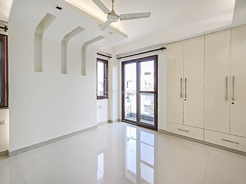 4 BHK Builder Floor For Rent in Defence Colony