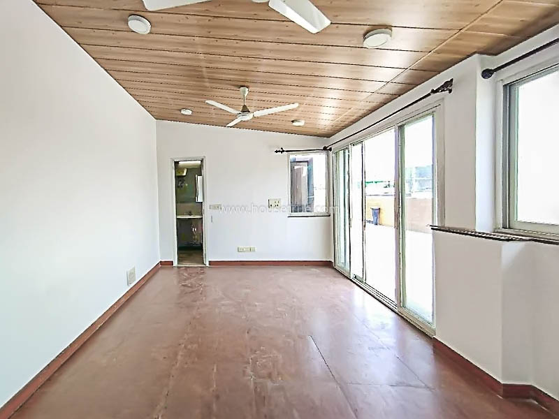 4 BHK Builder Floor For Rent in Defence Colony
