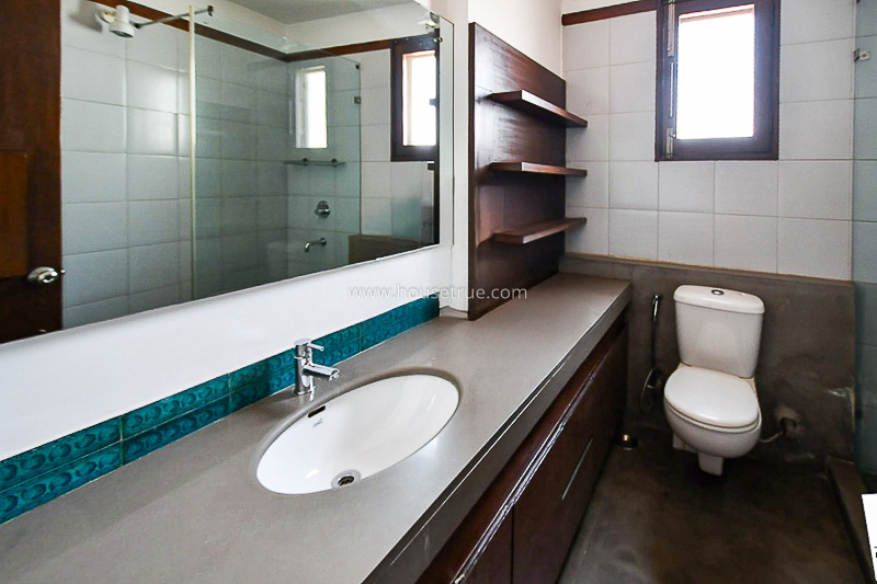 2 BHK Flat For Rent in Defence Colony