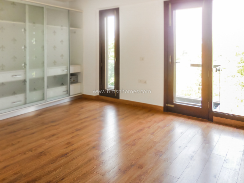 3 BHK Builder Floor For Rent in Defence Colony