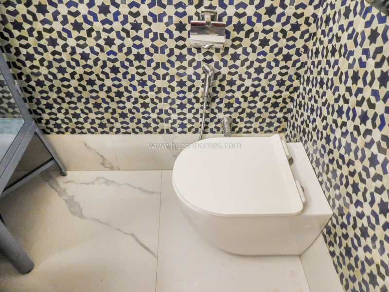 3 BHK Builder Floor For Rent in Defence Colony