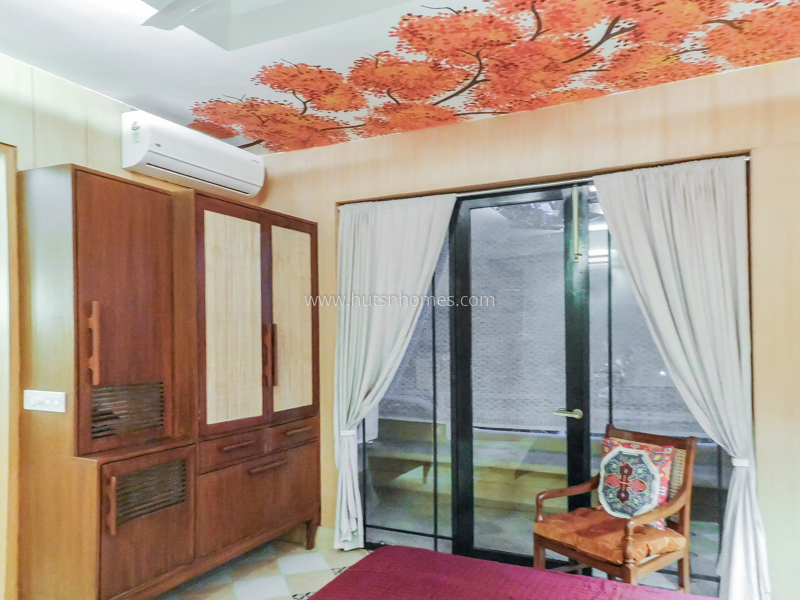 4 BHK Flat For Rent in Defence Colony