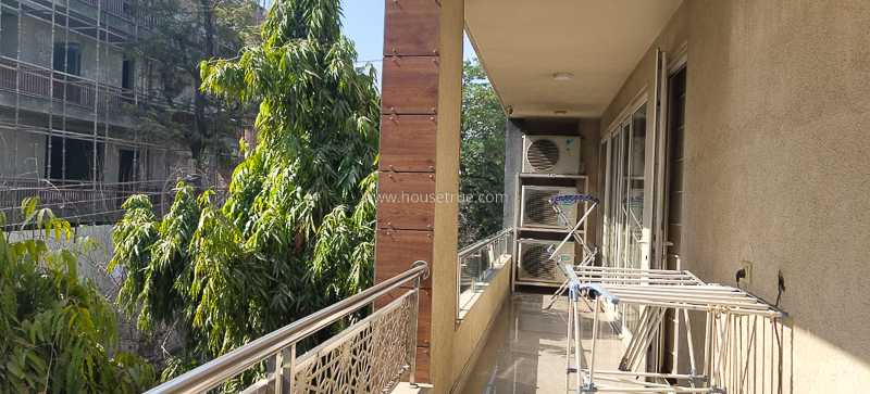 3 BHK Flat For Rent in Defence Colony