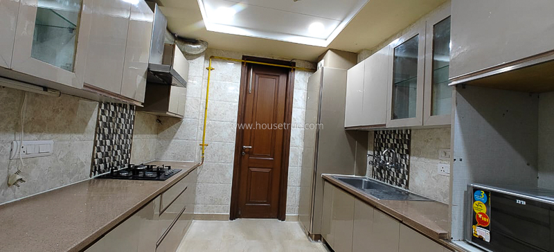 3 BHK Flat For Rent in Defence Colony