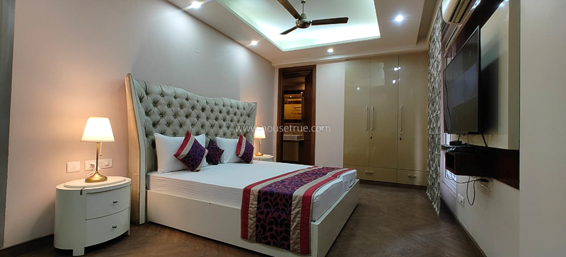 3 BHK Flat For Rent in Defence Colony