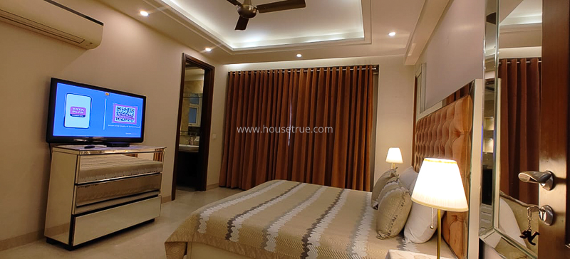 3 BHK Flat For Rent in Defence Colony