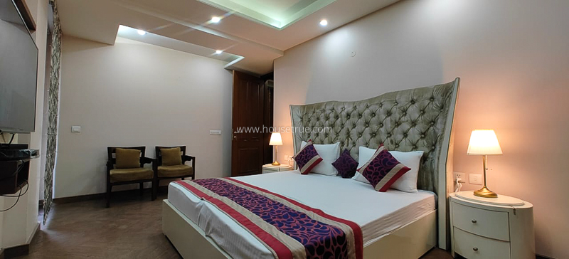 3 BHK Flat For Rent in Defence Colony