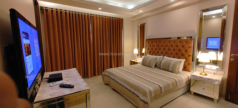 3 BHK Flat For Rent in Defence Colony