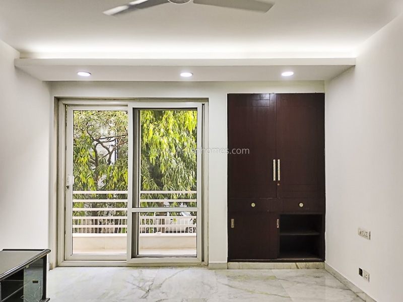 3 BHK Builder Floor For Rent in Defence Colony