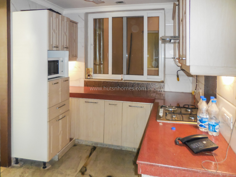 3 BHK Flat For Rent in Defence Colony