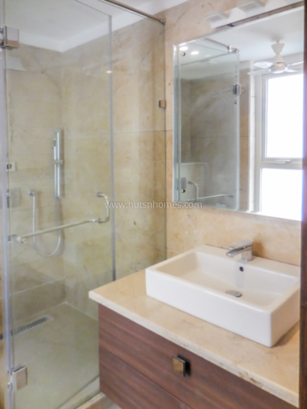 4 BHK Builder Floor For Rent in Defence Colony