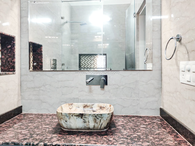 4 BHK Flat For Rent in Vasant Vihar