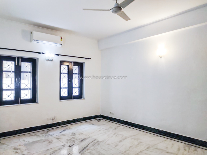 4 BHK Flat For Rent in Vasant Vihar