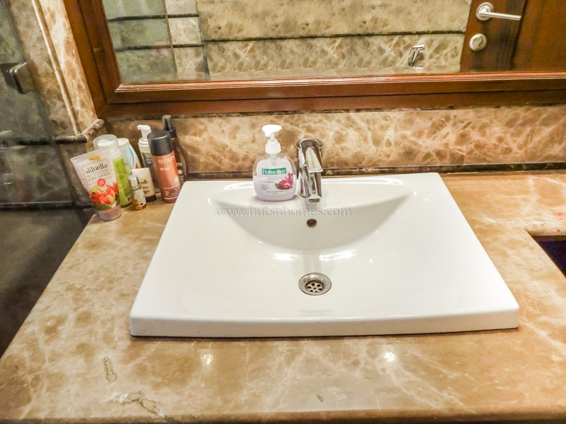 4 BHK Flat For Rent in Vasant Vihar