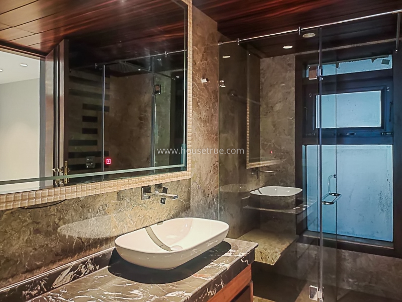 4 BHK Builder Floor For Rent in Safdarjung Development Area