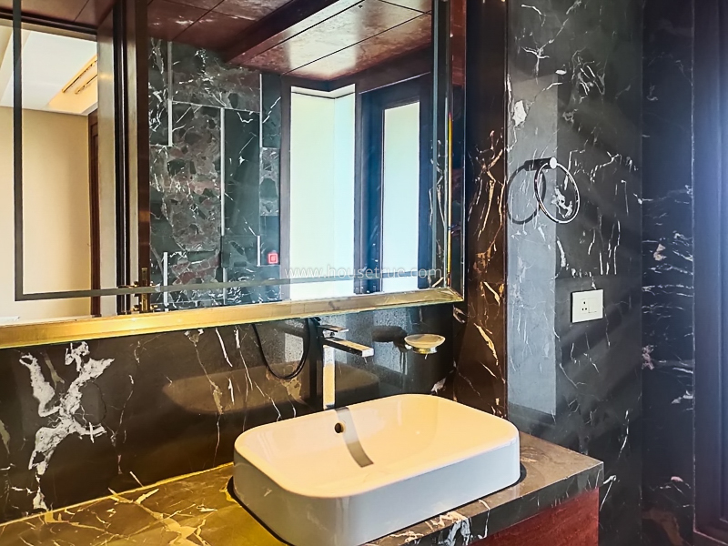 4 BHK Builder Floor For Rent in Safdarjung Development Area