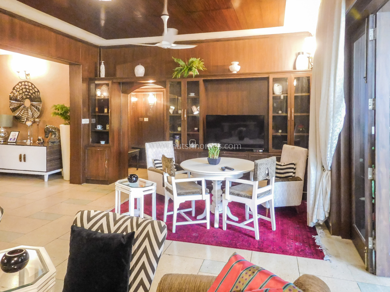 4 BHK Flat For Rent in Friends Colony East