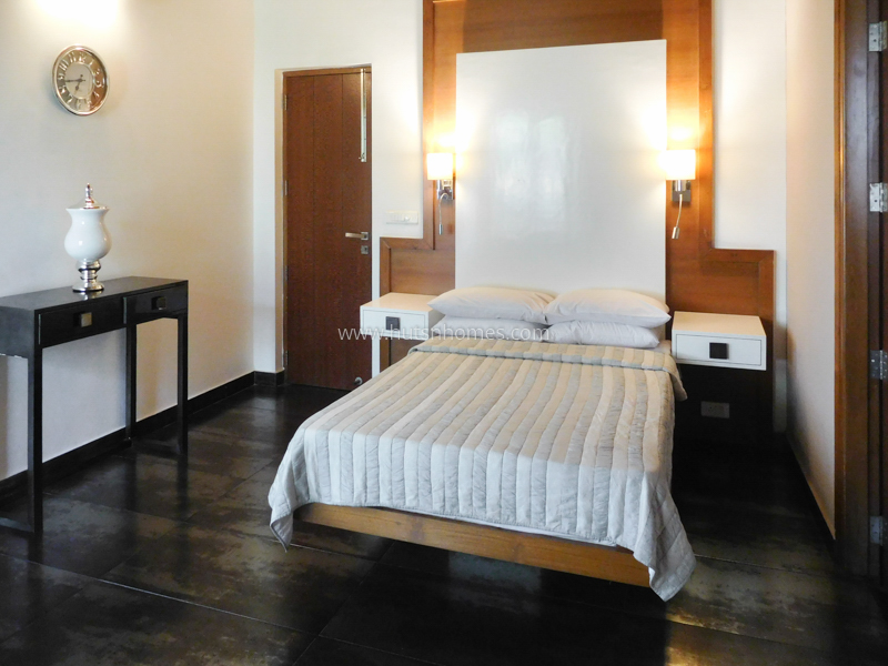 3 BHK Flat For Rent in Friends Colony East