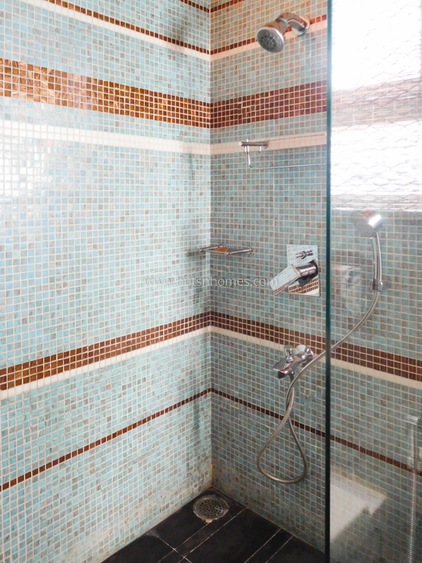 3 BHK Flat For Rent in Friends Colony East