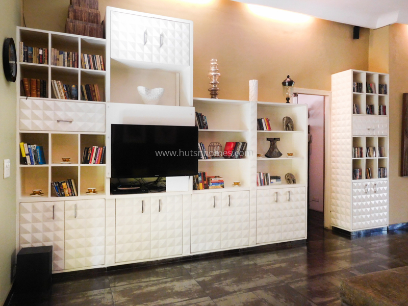 3 BHK Flat For Rent in Friends Colony East