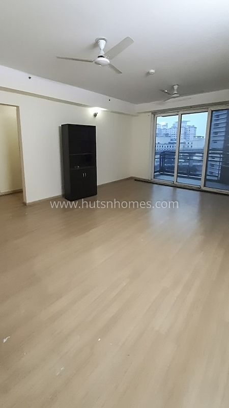 4 BHK Condo For Rent in Golf Course Road