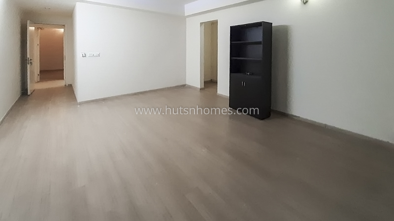 4 BHK Condo For Rent in Golf Course Road